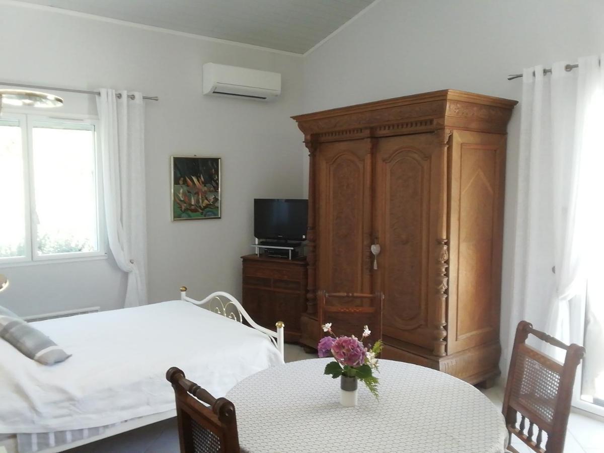Le Quatorze Apartment Laroque-des-Alberes Ngoại thất bức ảnh